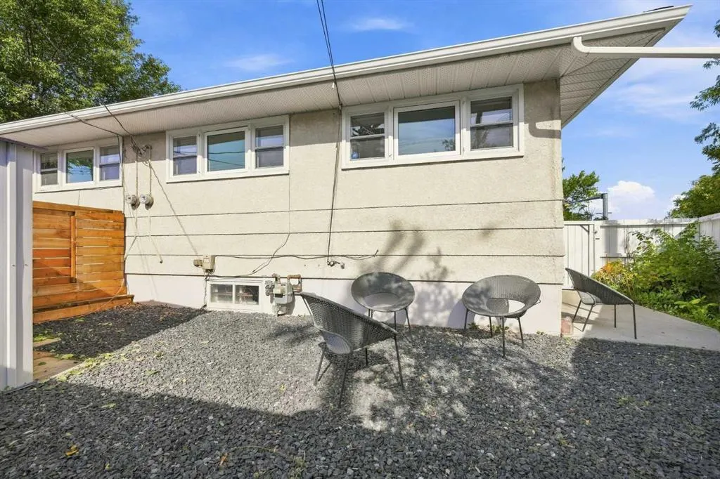 2404 & 2406 Richmond Road SW