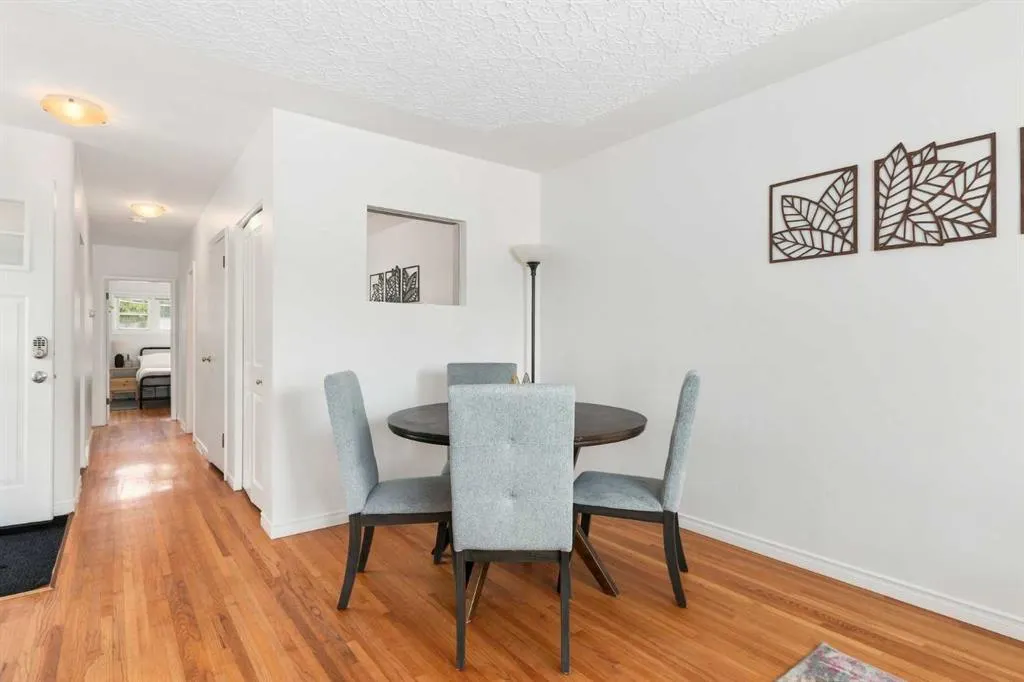 2404 & 2406 Richmond Road SW