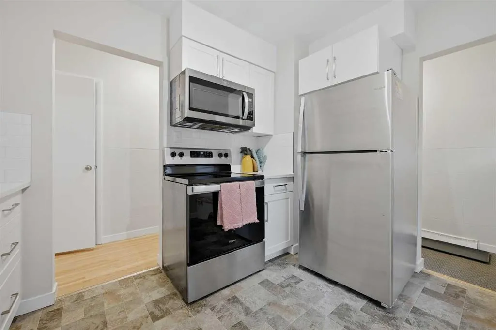 2404 & 2406 Richmond Road SW