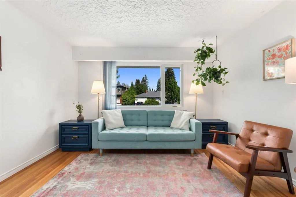 2404 & 2406 Richmond Road SW