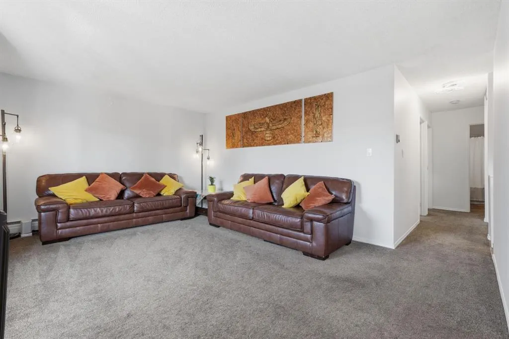 617 56 Avenue SW #401