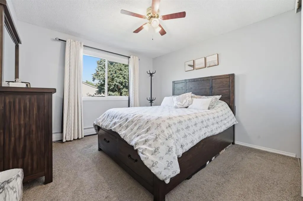 617 56 Avenue SW #401