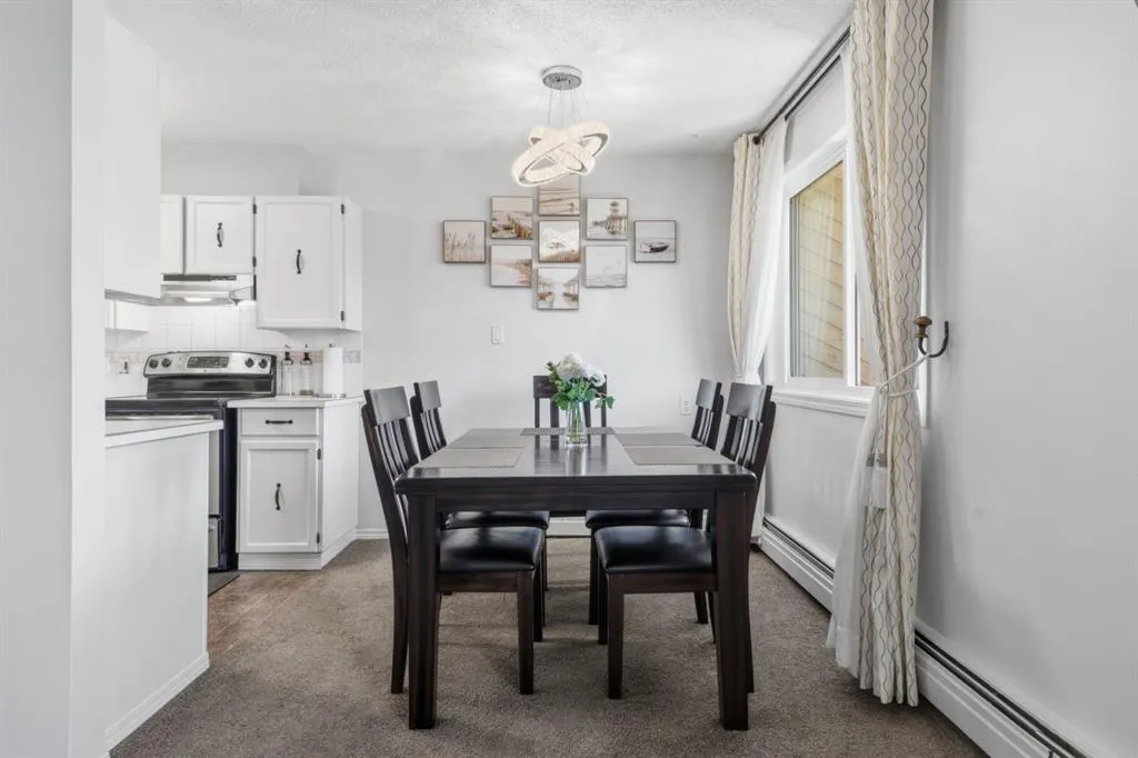617 56 Avenue SW #401