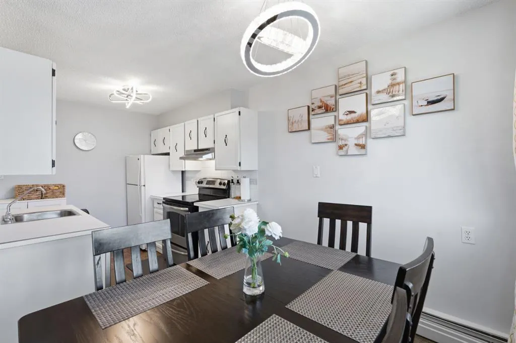 617 56 Avenue SW #401