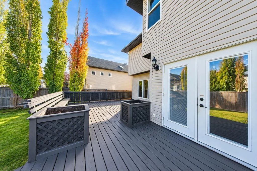 80 Irving Crescent