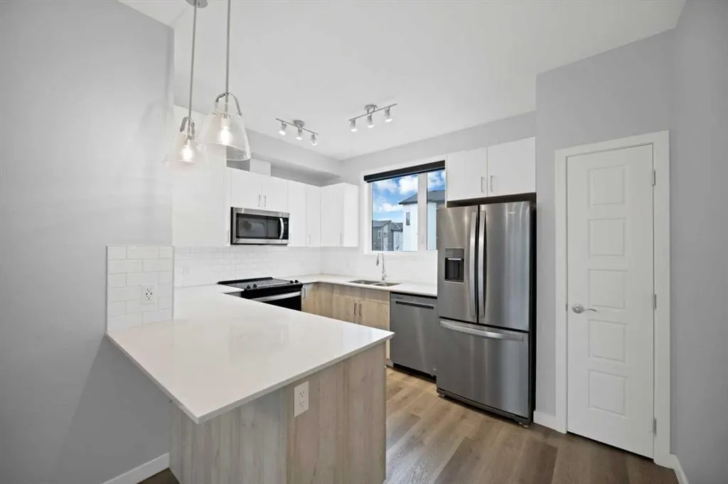 301 Redstone Boulevard NE #411