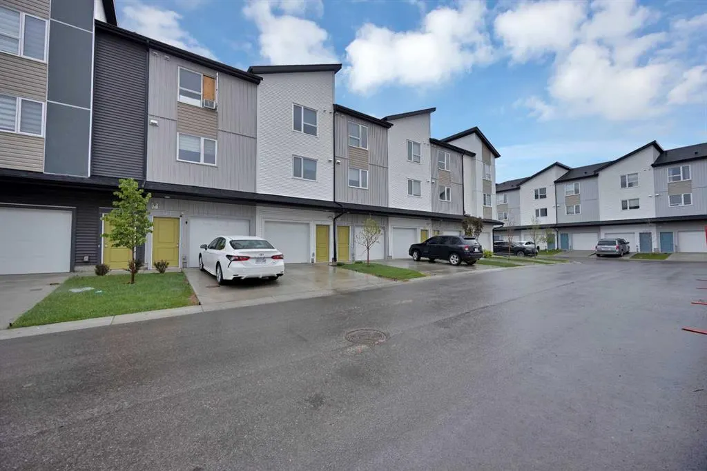 301 Redstone Boulevard NE #411