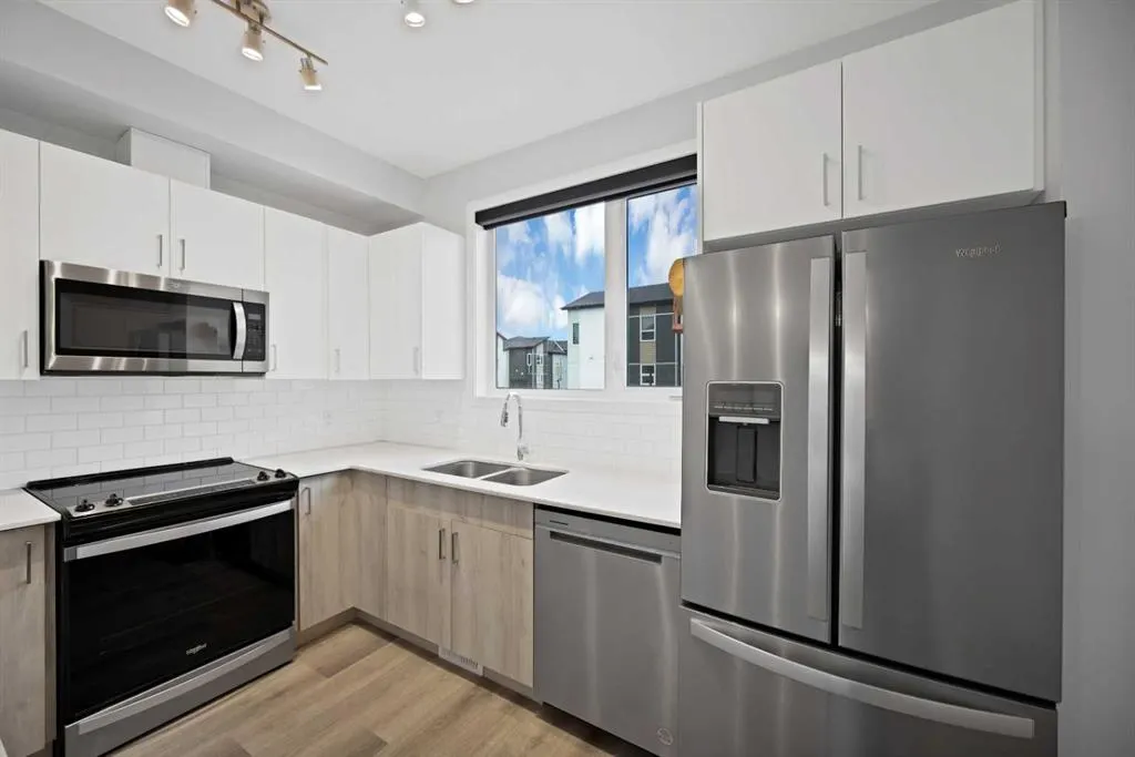 301 Redstone Boulevard NE #411