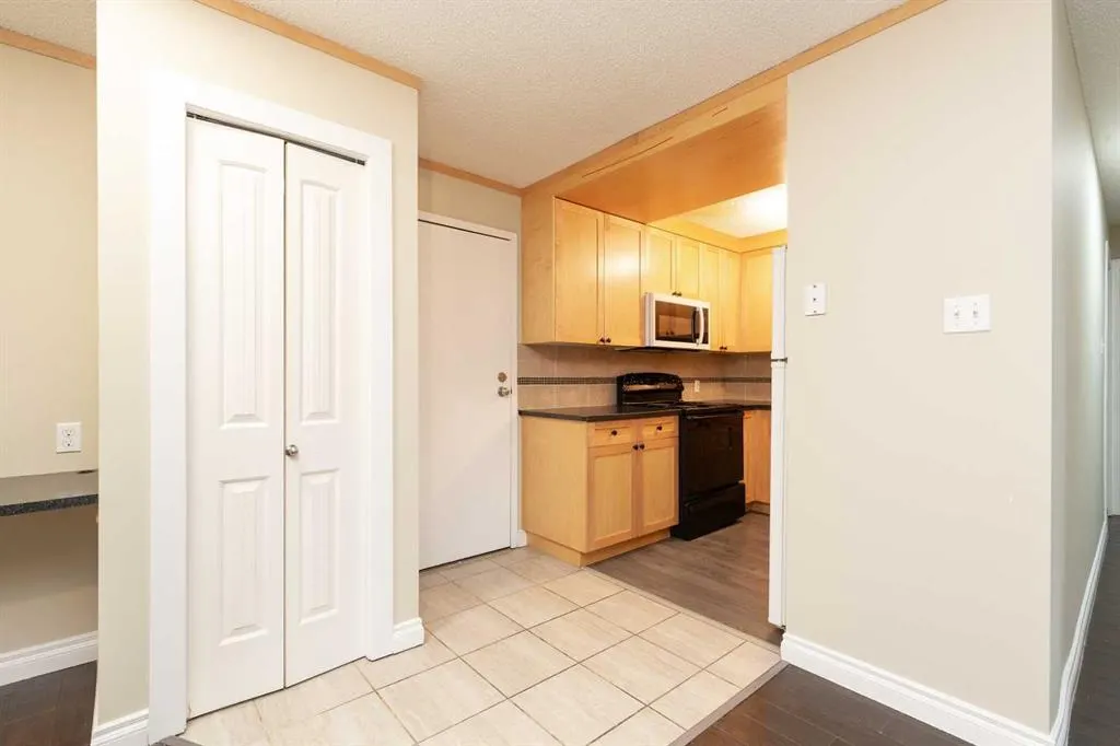 295 Columbia Boulevard W #105B
