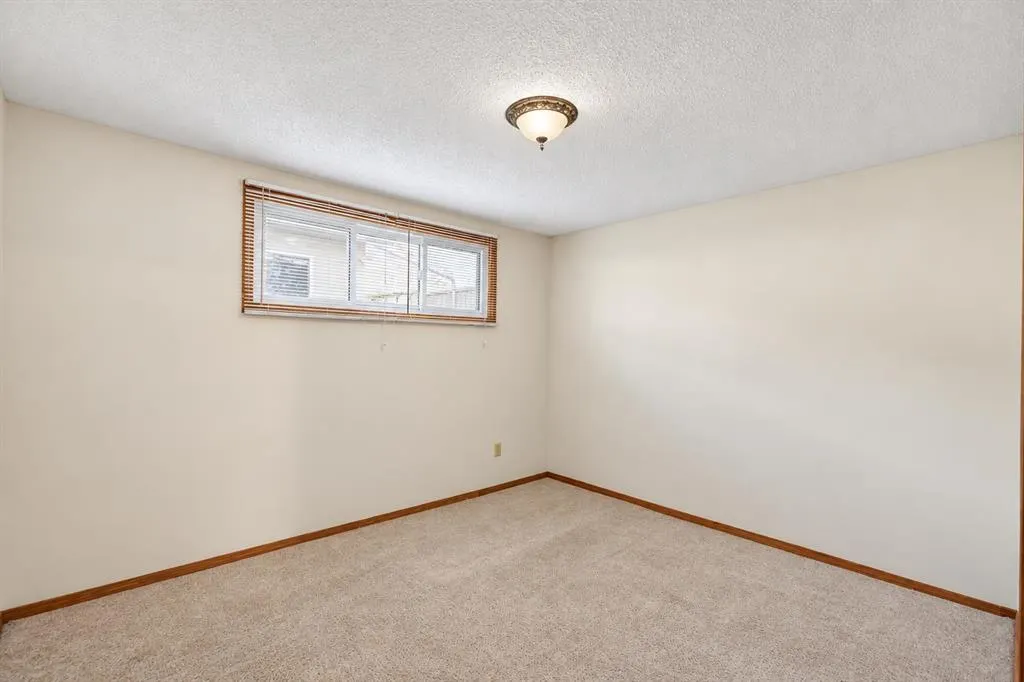 20 Silver Springs Drive NW