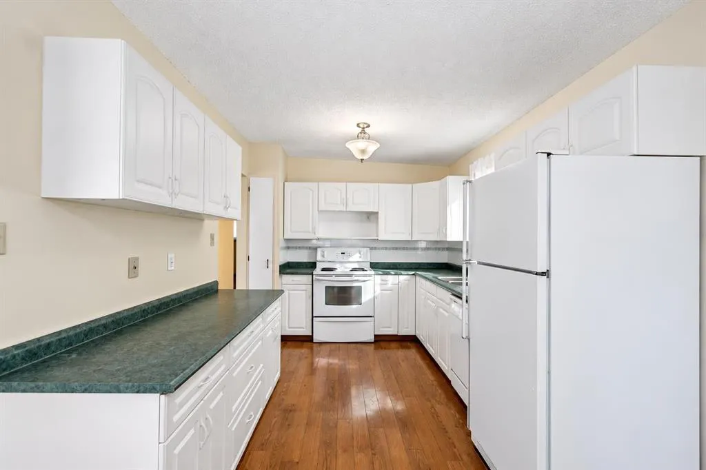 20 Silver Springs Drive NW