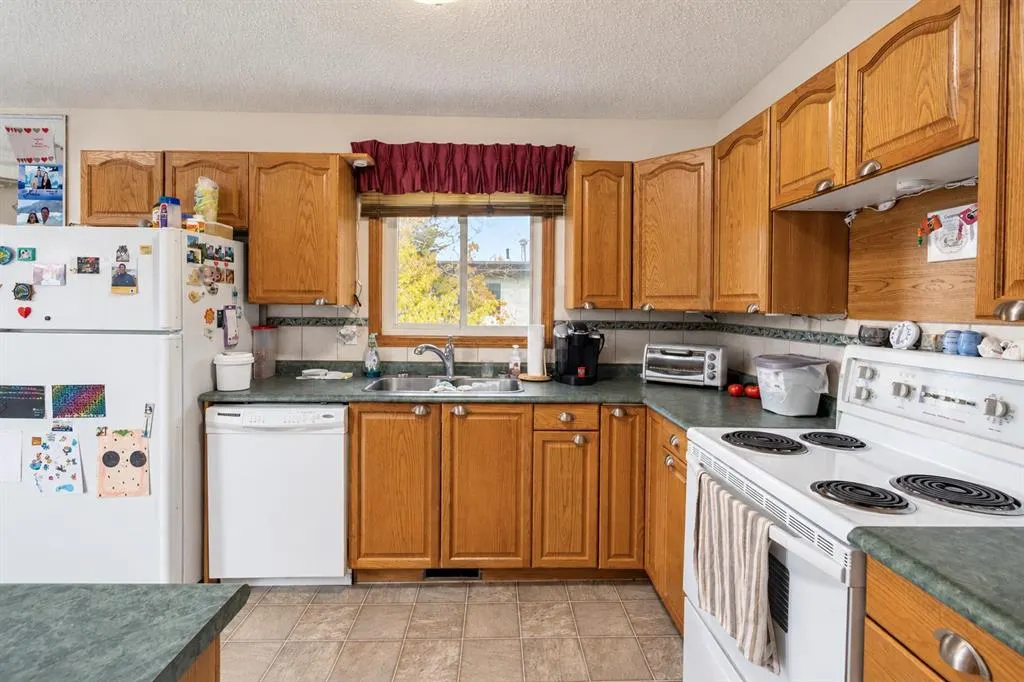 20 Silver Springs Drive NW