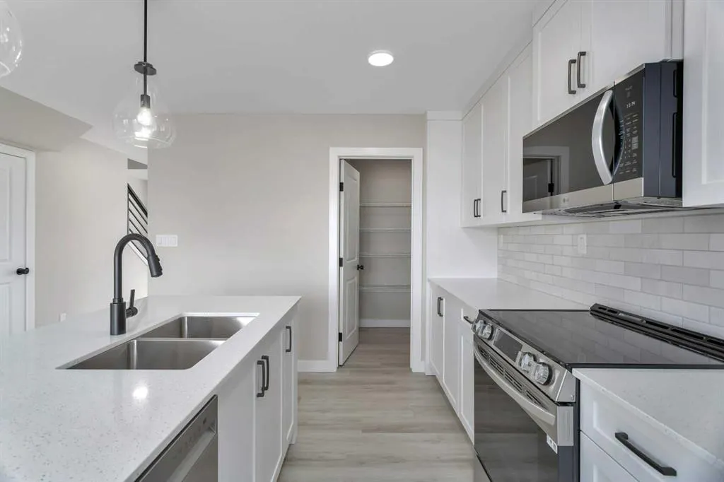 34 Station Drive