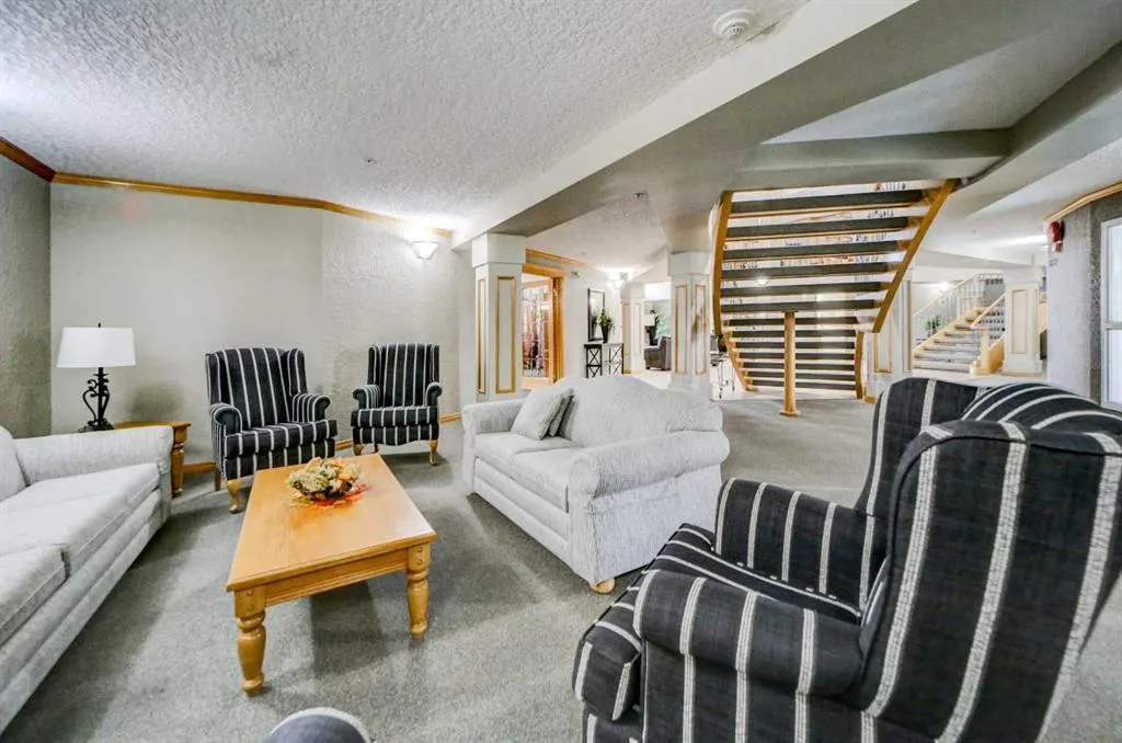 100 2 Avenue S #332
