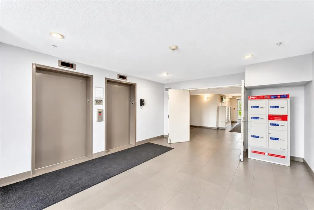 115 Prestwick Villas SE #3312
