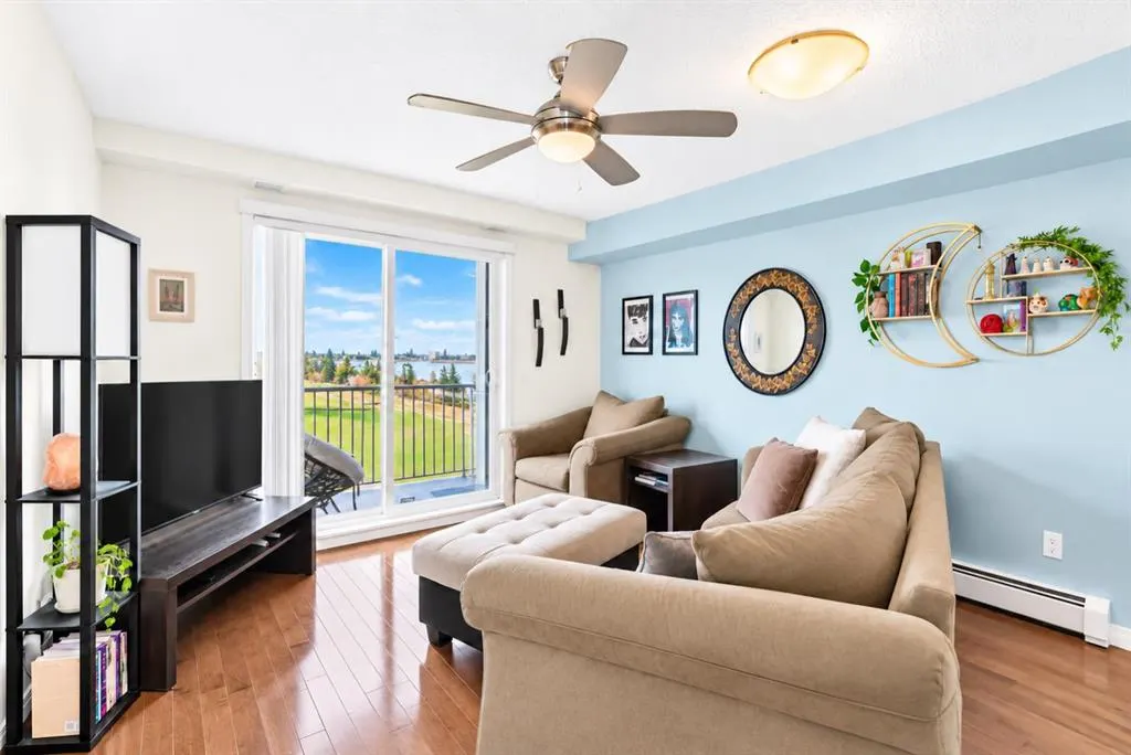 115 Prestwick Villas SE #3312