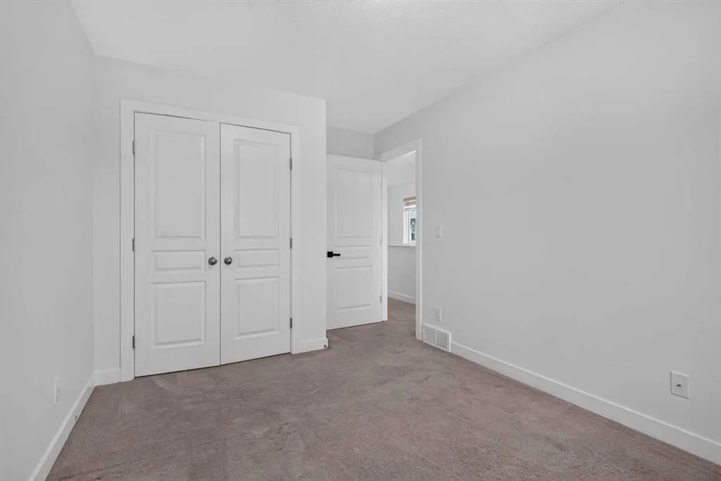 39 Evanscrest Way NW