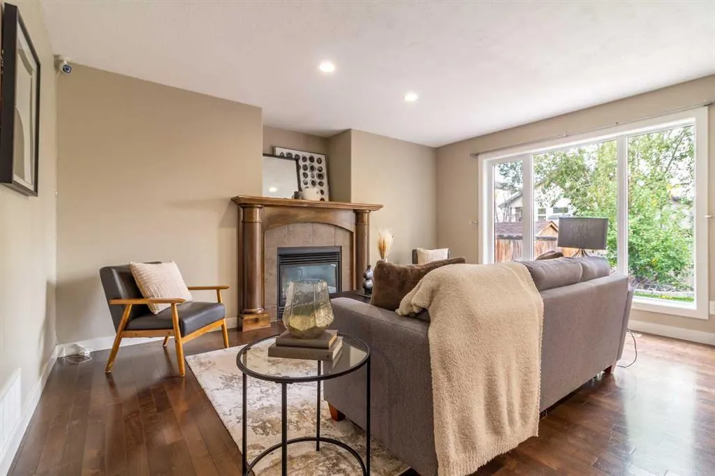 71 Coalbanks Gate W