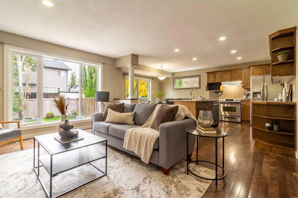 71 Coalbanks Gate W