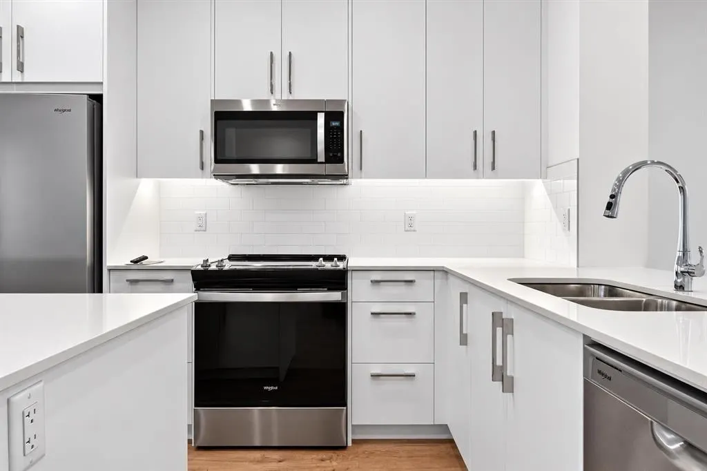 1862 Cornerstone Boulevard NE #127