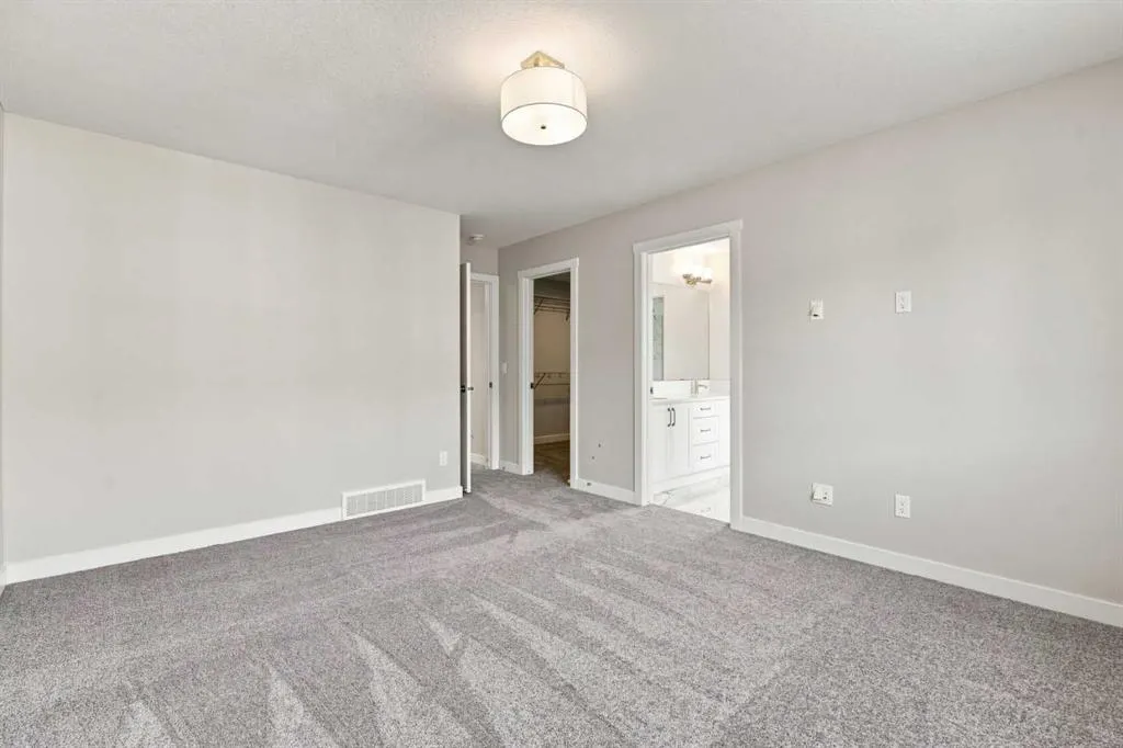 266 Heartwood Gardens SE