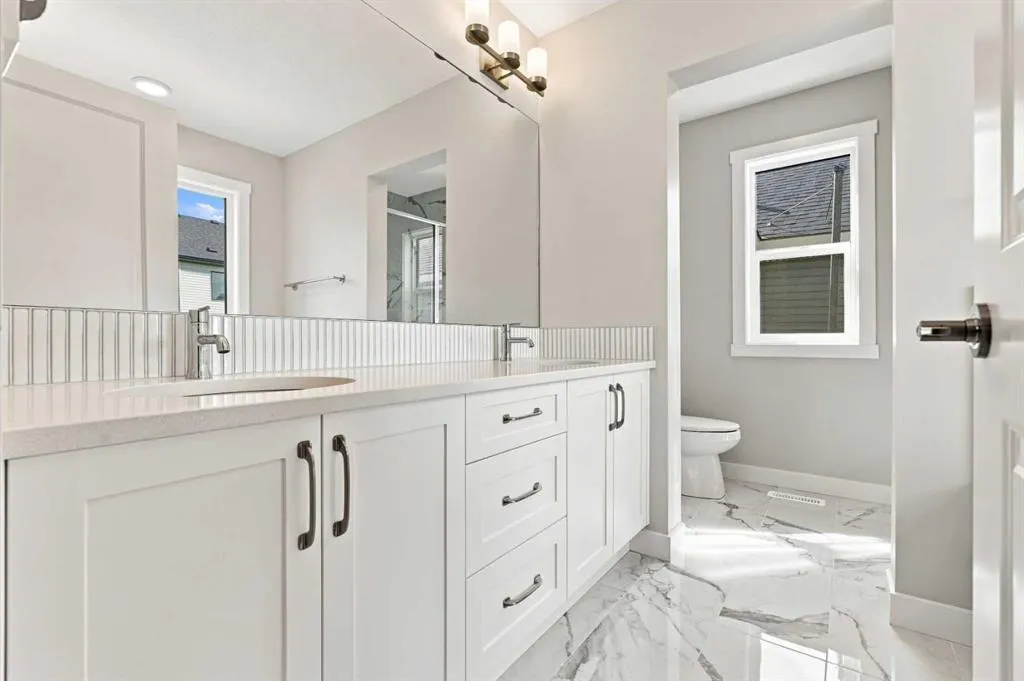 266 Heartwood Gardens SE