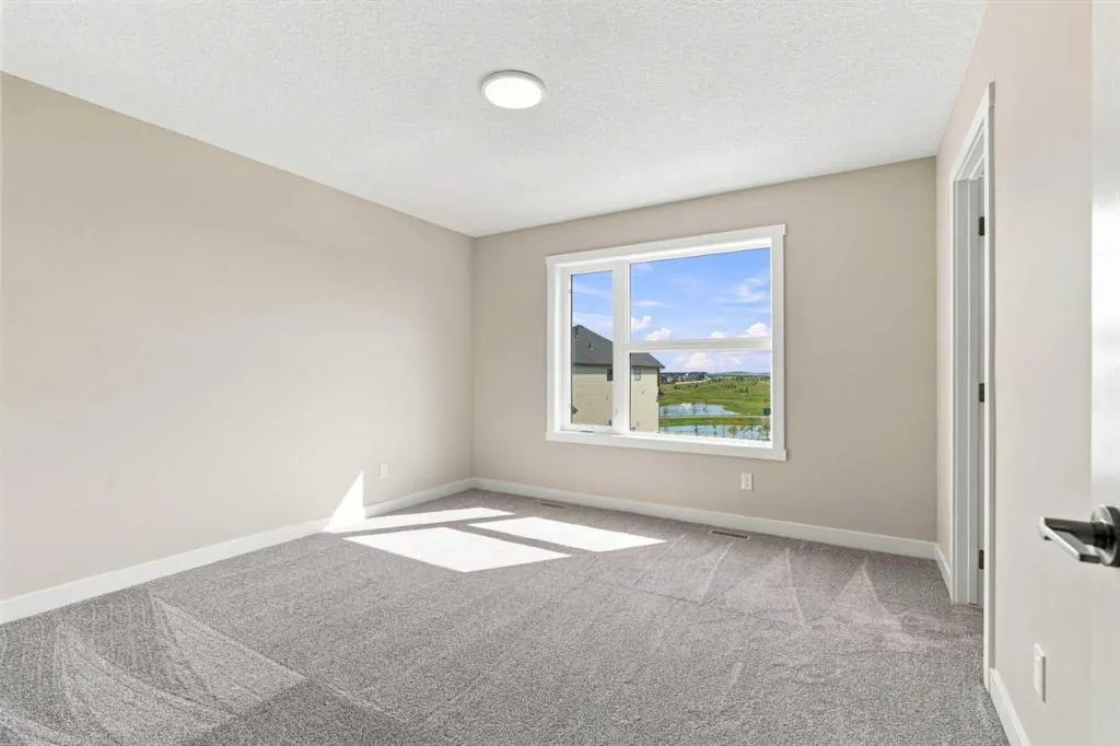 266 Heartwood Gardens SE