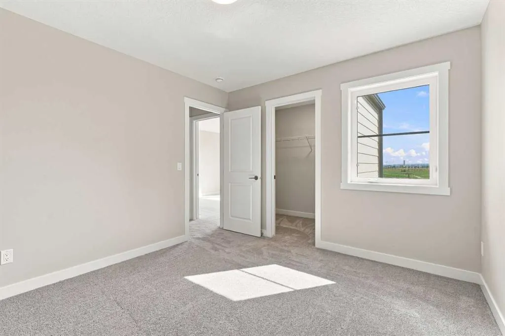 266 Heartwood Gardens SE