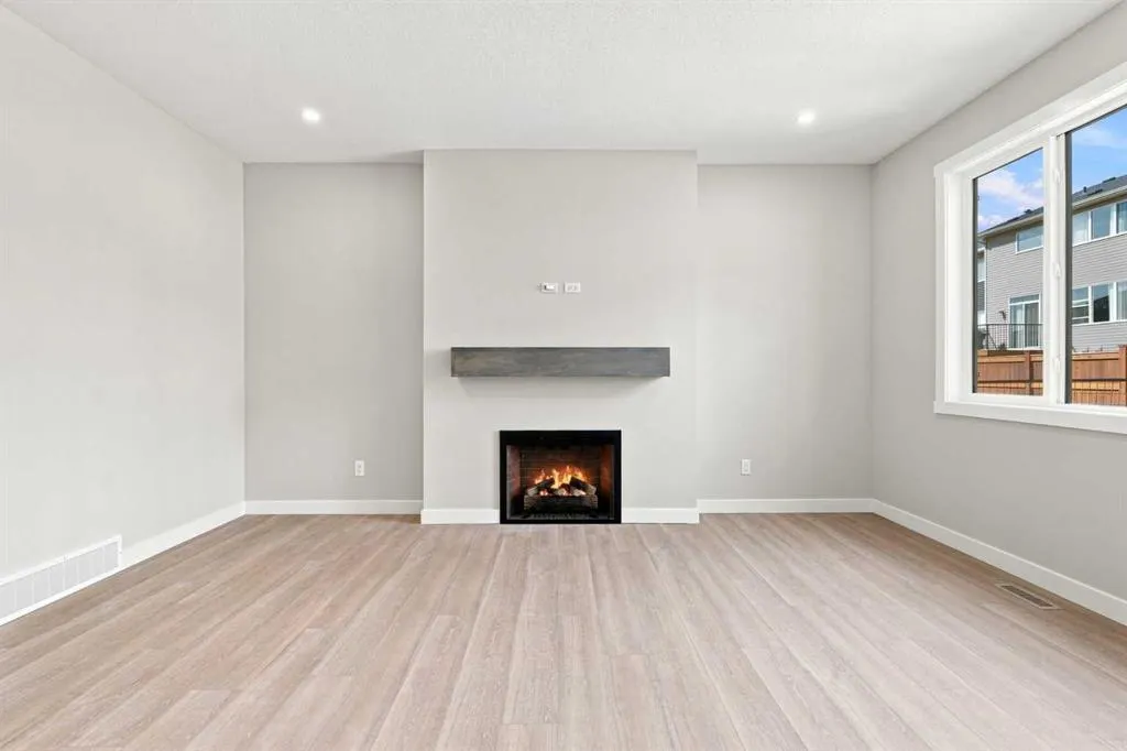 266 Heartwood Gardens SE