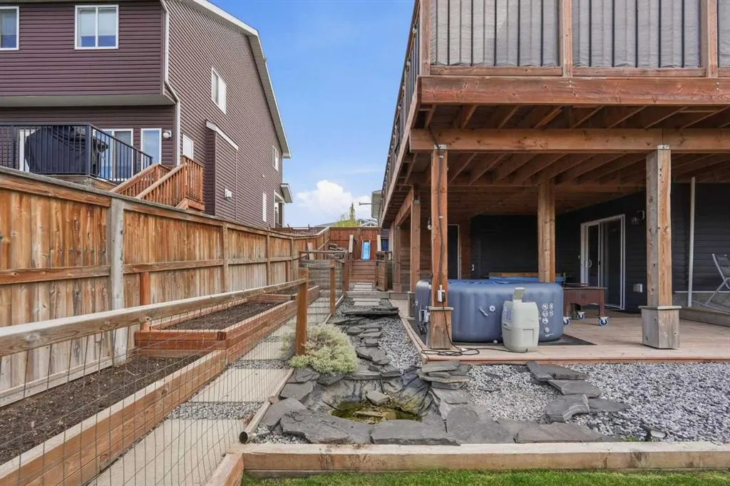 13 Hanson Lane NE
