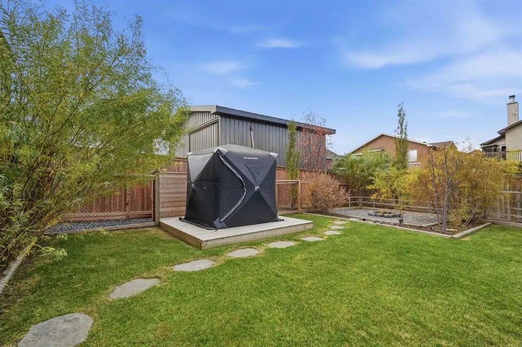 13 Hanson Lane NE