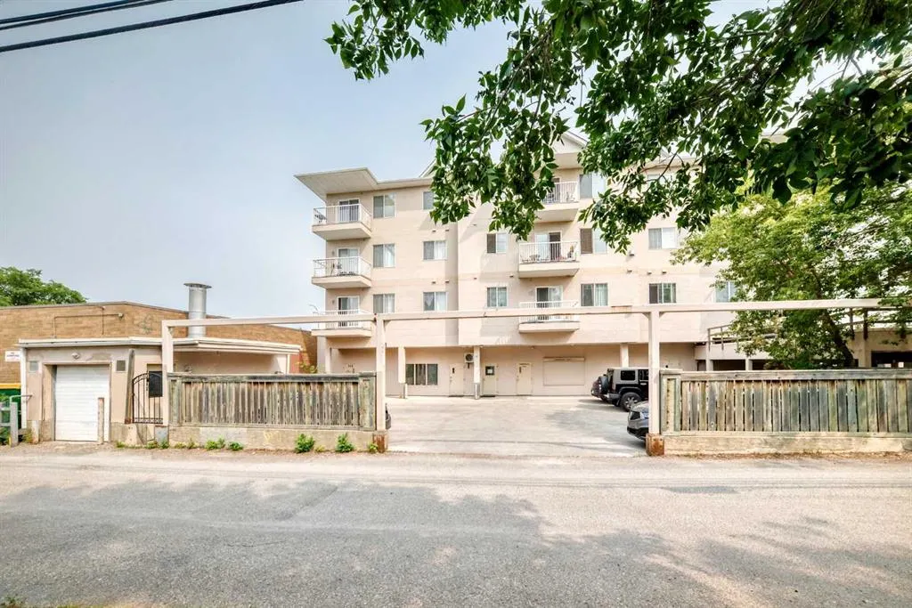 1905 Centre Street NW #301