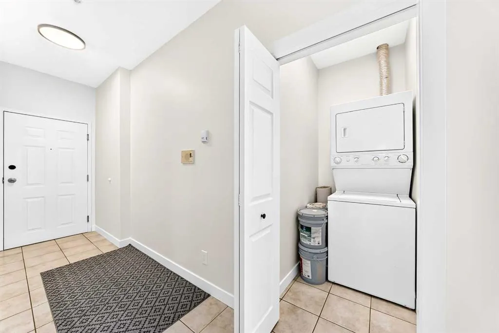 1905 Centre Street NW #301