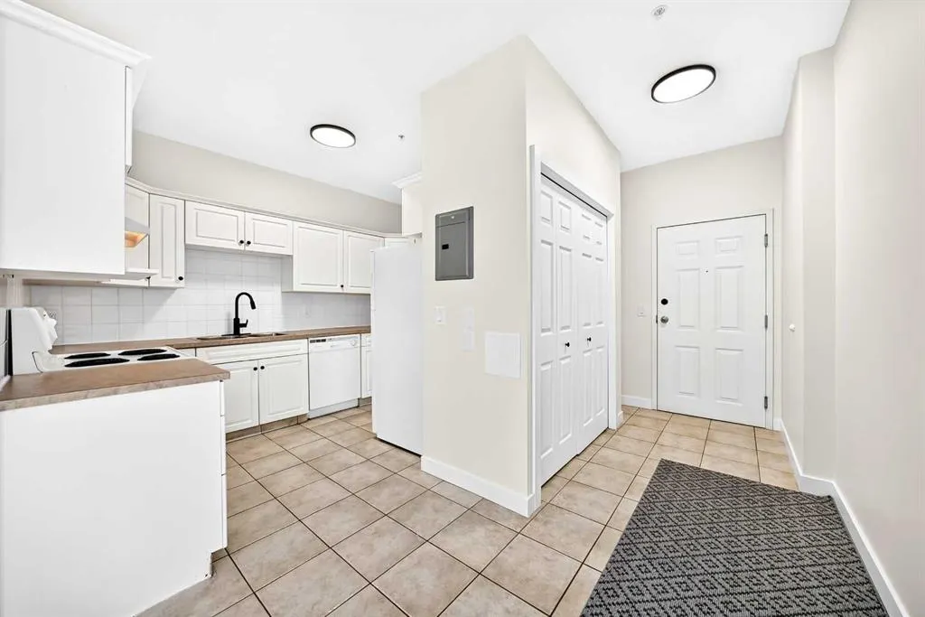 1905 Centre Street NW #301