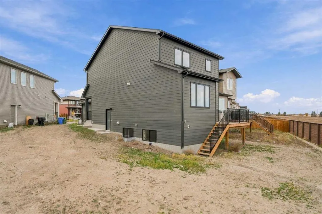 59 Belvedere Crescent SE