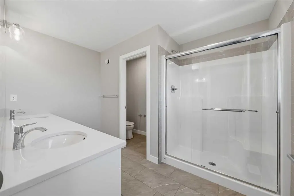 59 Belvedere Crescent SE