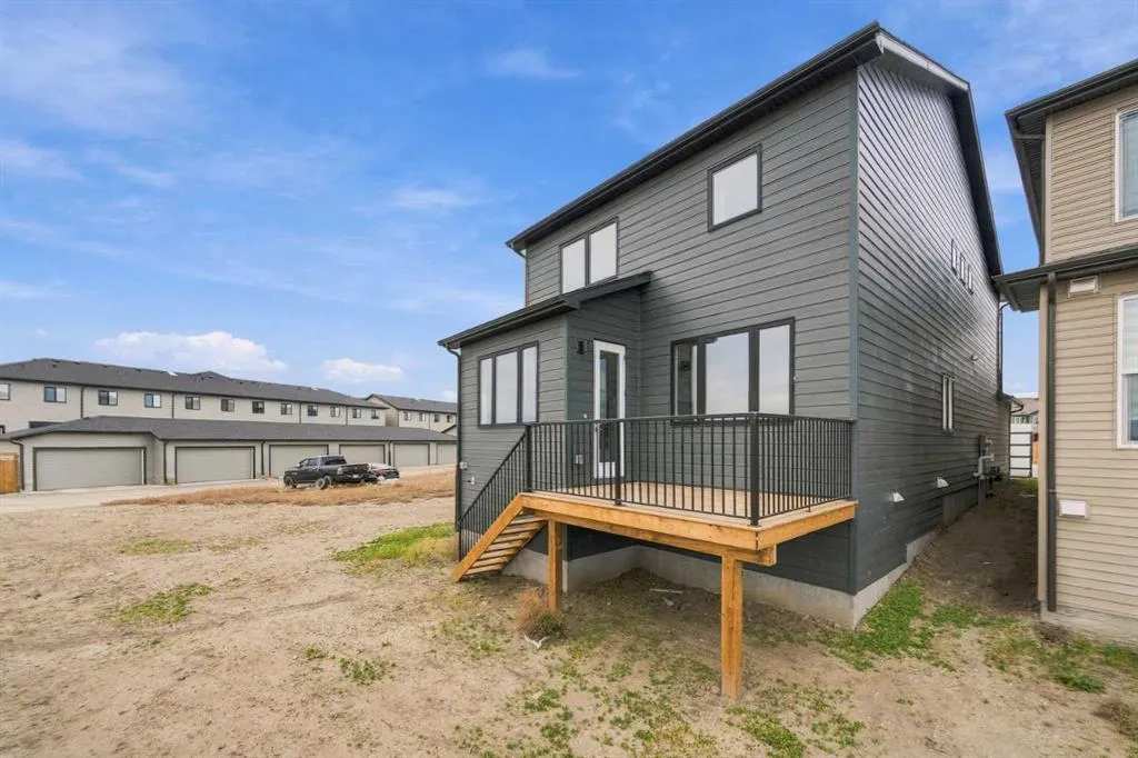 59 Belvedere Crescent SE