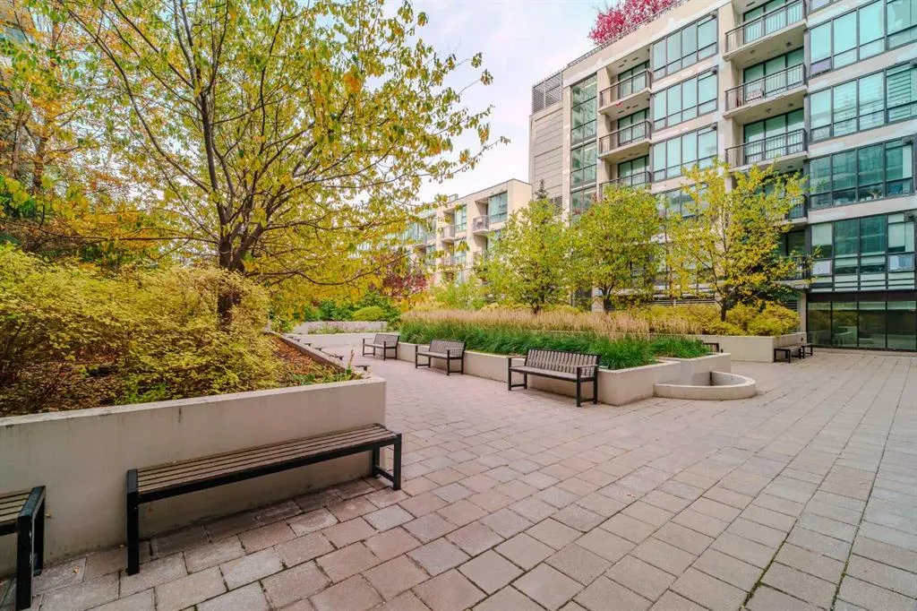 128 2 Street SW #1405