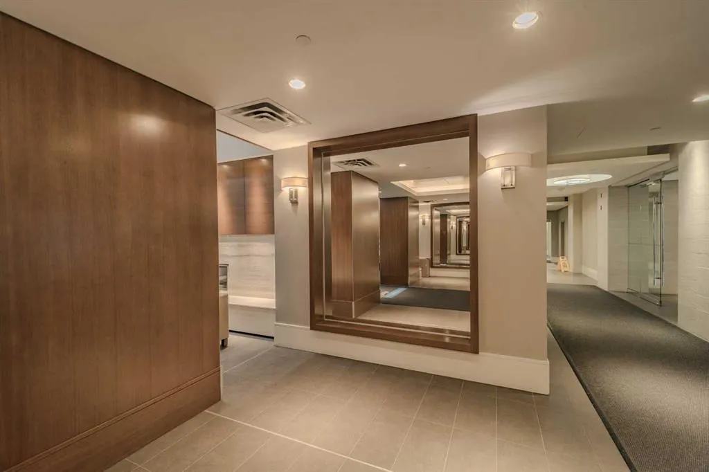 128 2 Street SW #1405