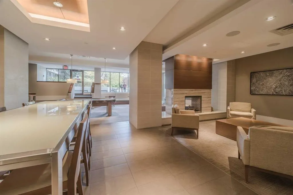 128 2 Street SW #1405