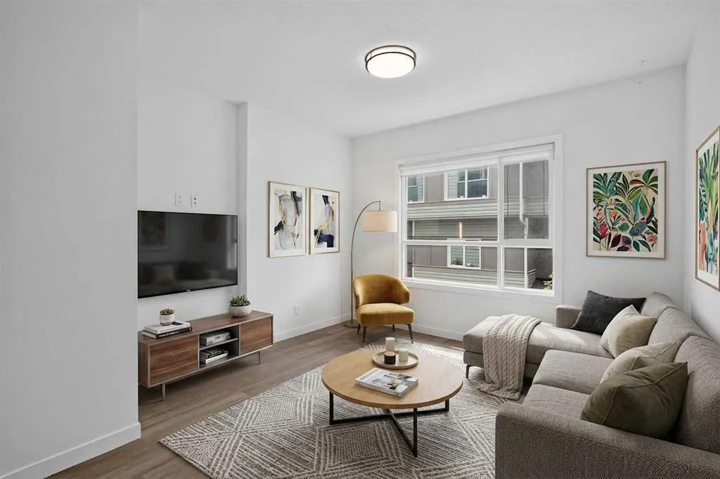 101 Panatella Square NW #202