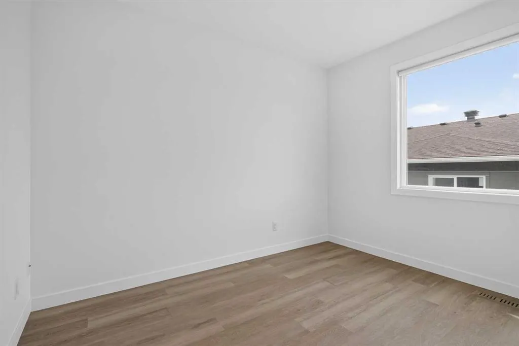 101 Panatella Square NW #202