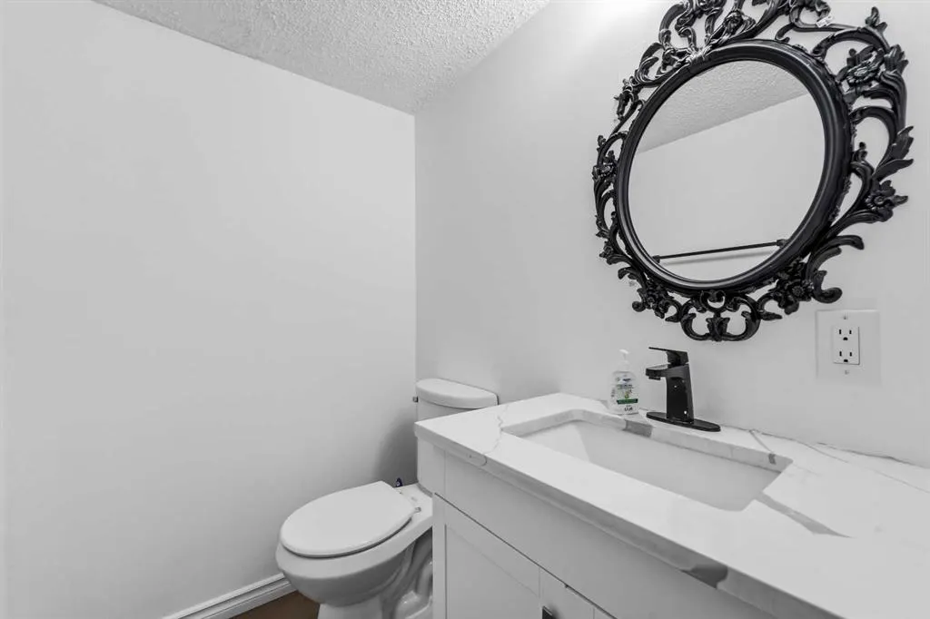 120 Whitefield Drive NE