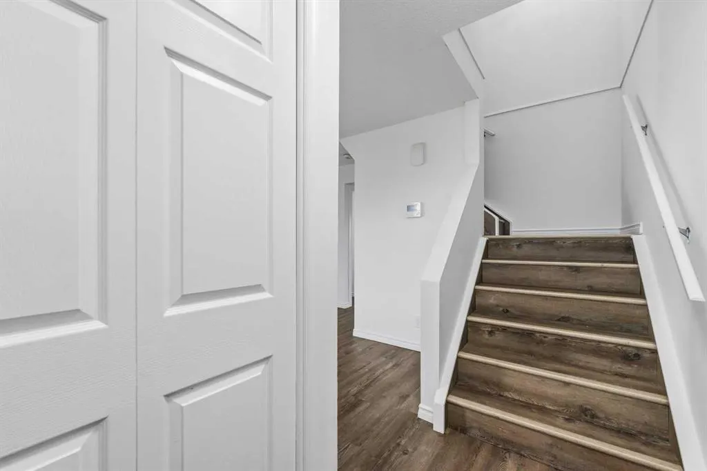 120 Whitefield Drive NE