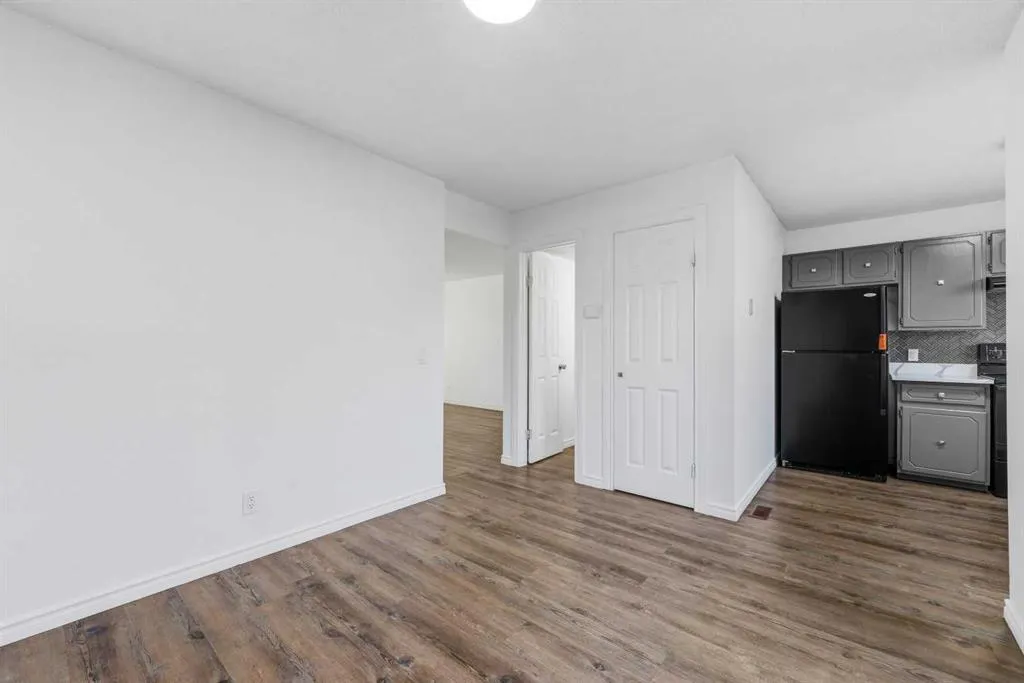 120 Whitefield Drive NE