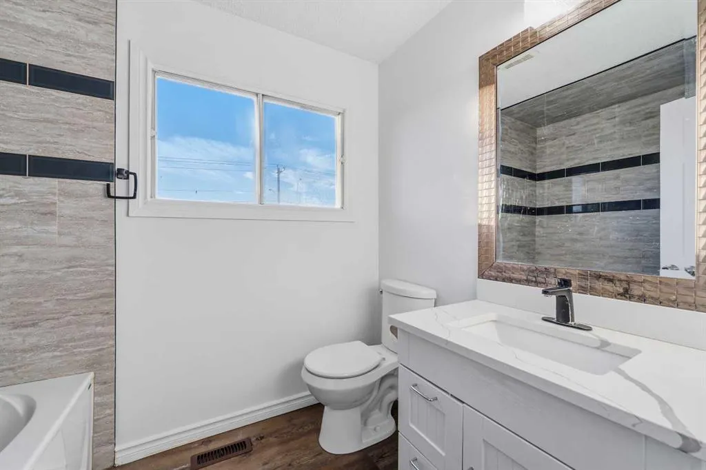 120 Whitefield Drive NE