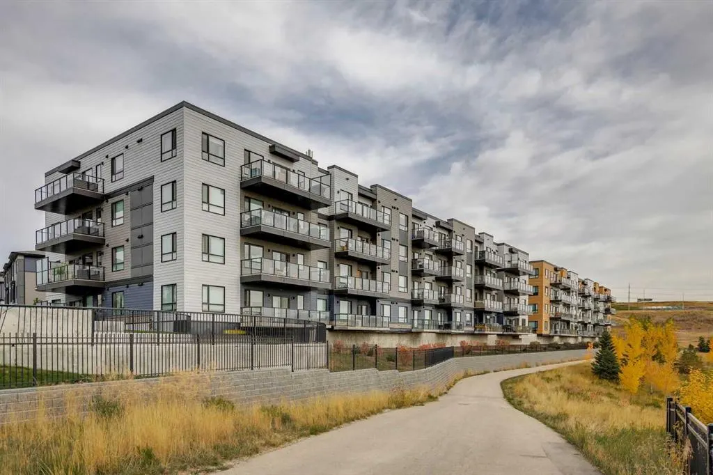 42 Cranbrook Gardens SE #1303