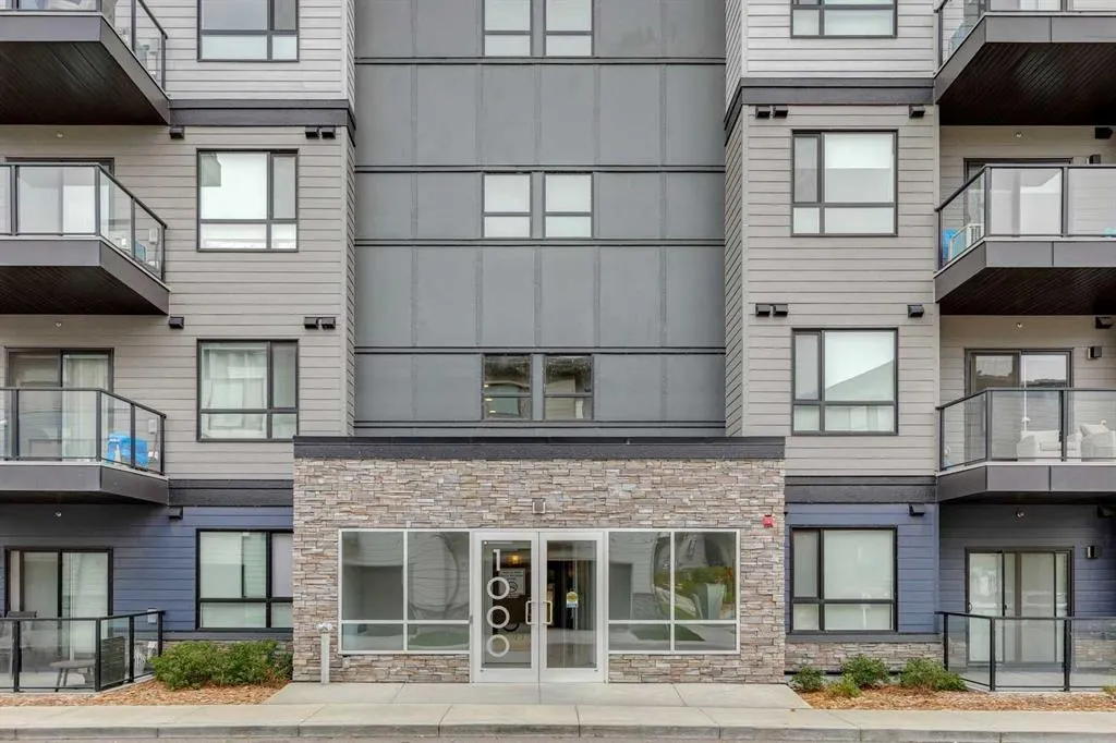 42 Cranbrook Gardens SE #1303