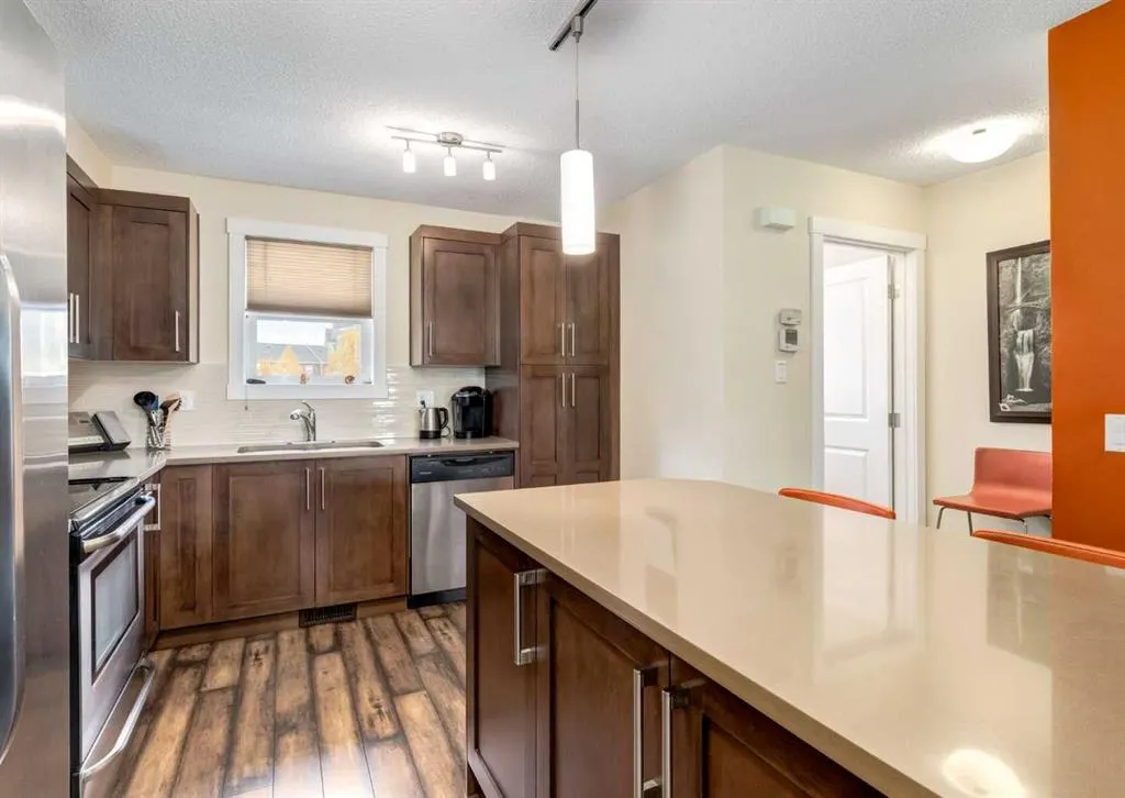1225 Kings Heights Way SE #703