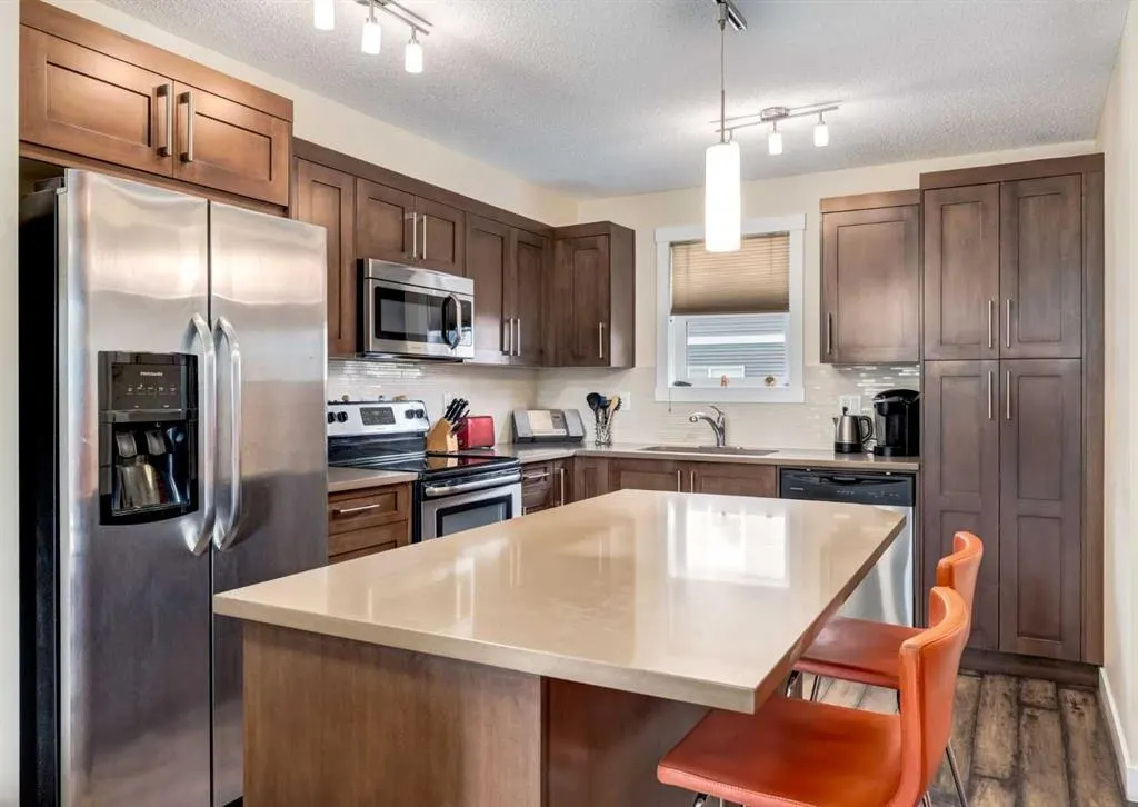 1225 Kings Heights Way SE #703